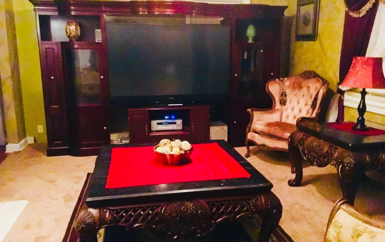 2 Bedroom Sleeps 6 Spacious Luxury Apartment 79 Montgomery Bagian luar foto