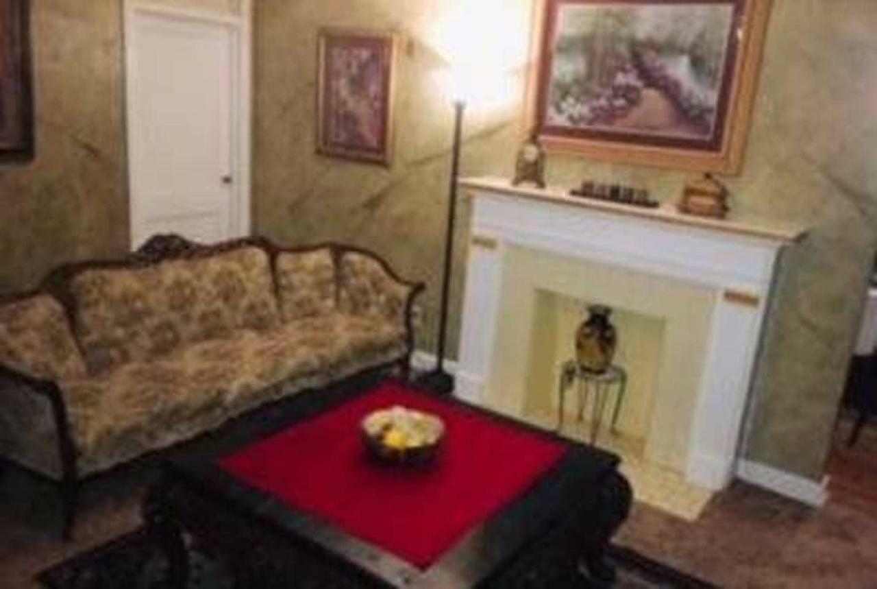 2 Bedroom Sleeps 6 Spacious Luxury Apartment 79 Montgomery Bagian luar foto